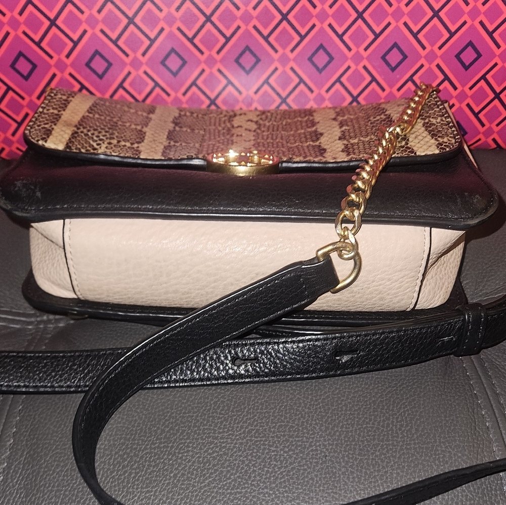 Tory Burch Snake Print Chelsea Crossbody Bag - Picture 4 of 8